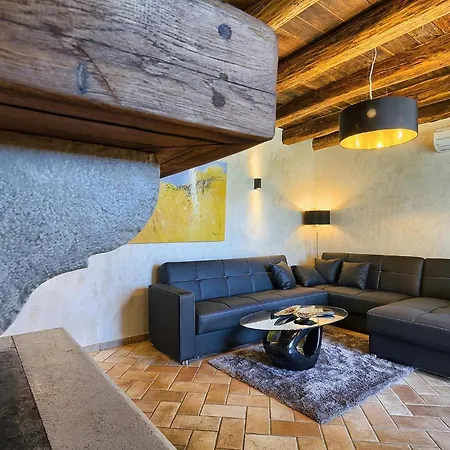 Zvonar Holiday home *
